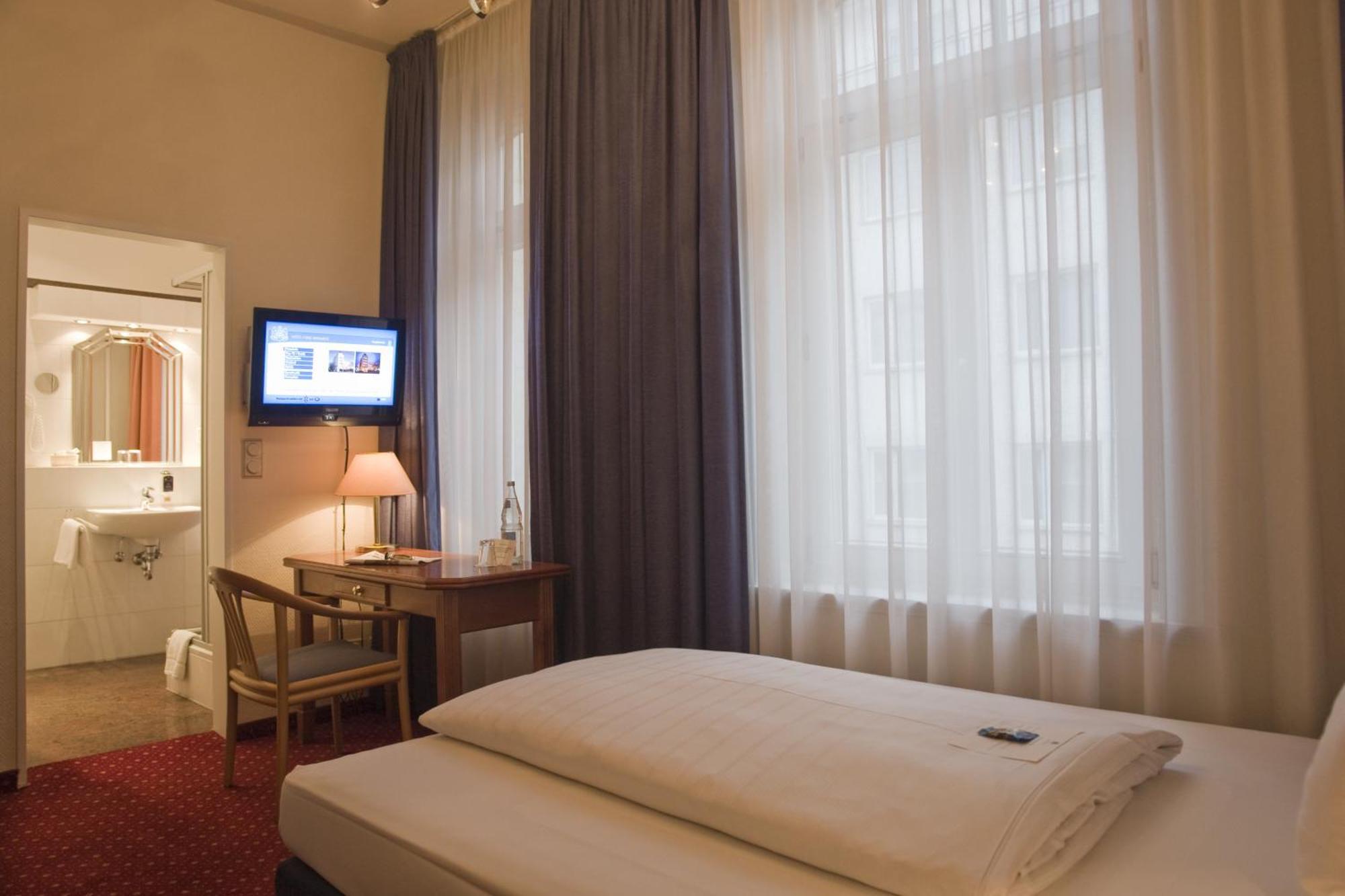 Hotel Fuerst Bismarck Hamburg Rom bilde